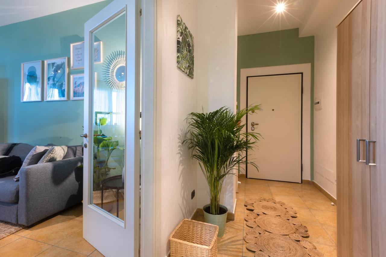 Apartamento Cavour Elegante Loft In Centro Macerata Exterior foto